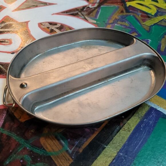 Vintage US Army 1982 Mess Kit - fold out frying pan and plate - Picture 6 of 11